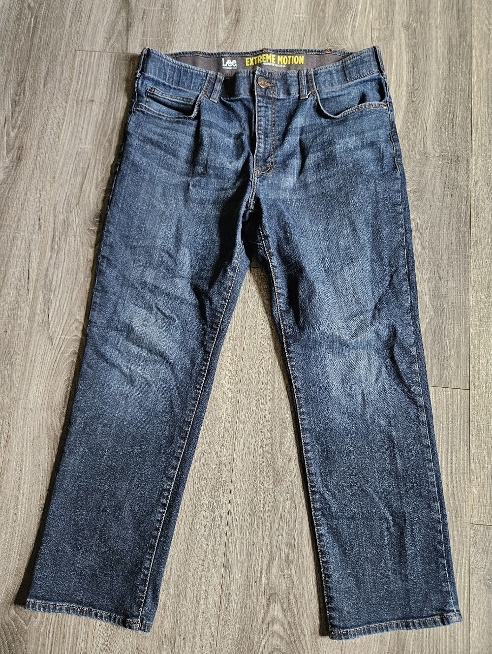 Lee Extreme Motion Men’s Dark Blue Regular Fit Straight Leg Jeans 38×29